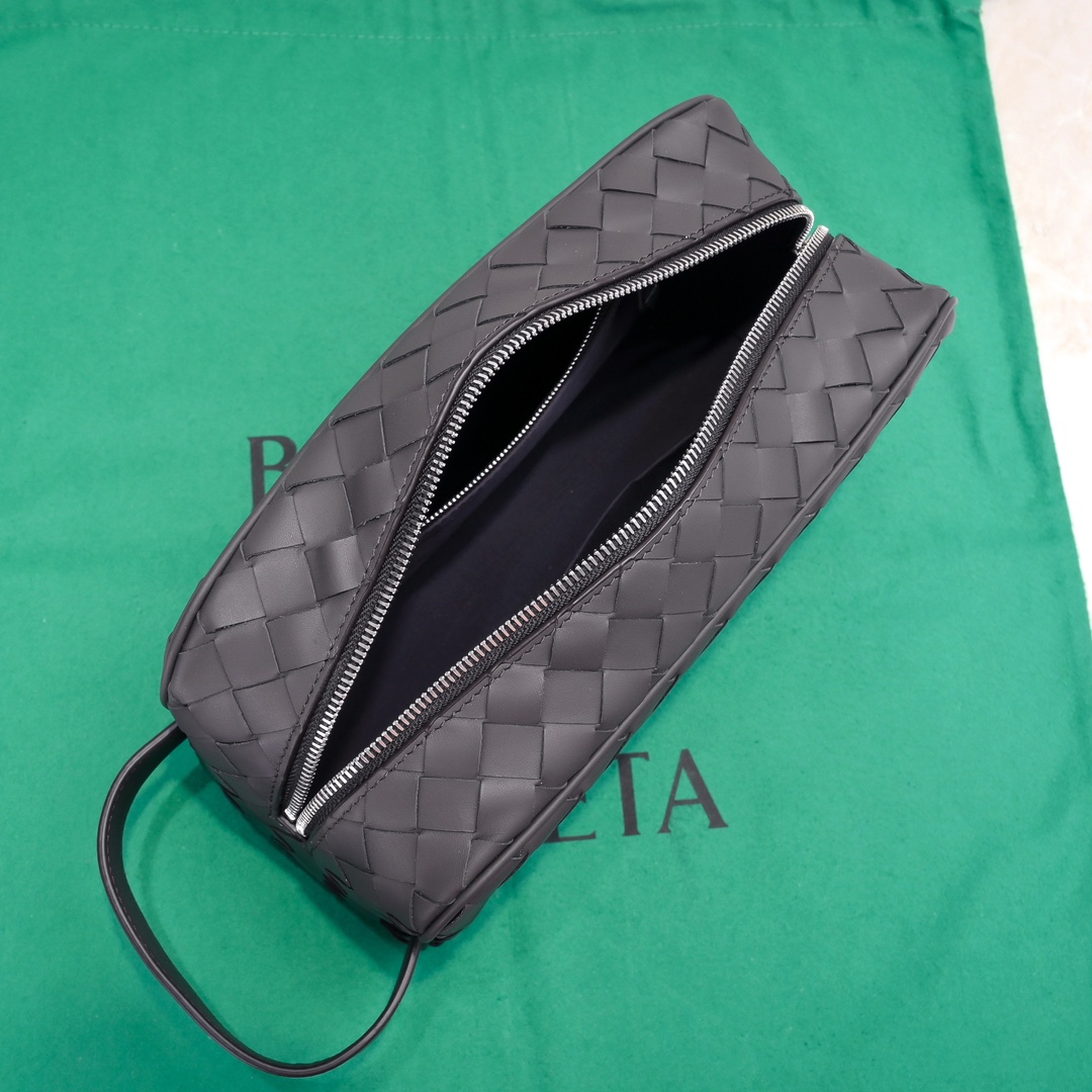 Bottega Veneta Cosmetic Bags